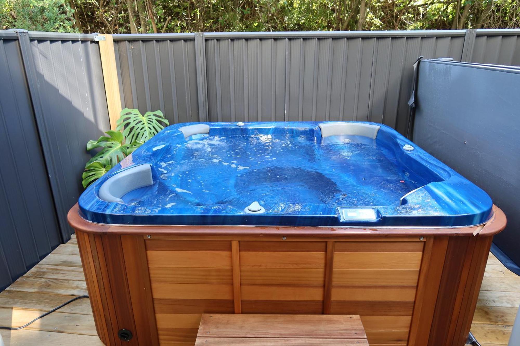 Auckland City Escape Modern Home With Spa Pool Exterior photo
